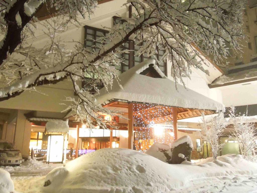 Ookawaso Hotell Aizuwakamatsu Exteriör bild